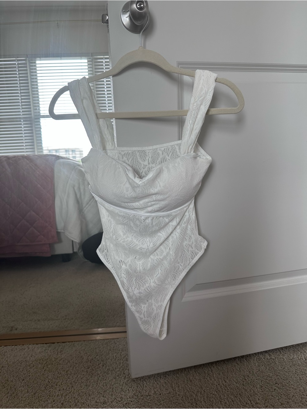 HALARA White Lace Bodysuit with Wide Straps